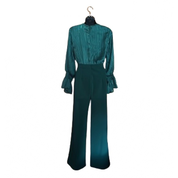 FashionNova size SMALL hunter green two sided story jumpsuit - Picture 4 of 8